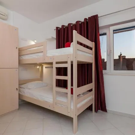 Free Bird - Bed In Five Bed Mixed 4
